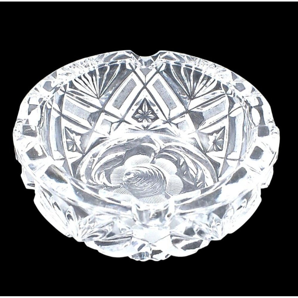 Vintage  24% Lead Crystal Cigar Ashtray With Intricate Floral & Geometric Design